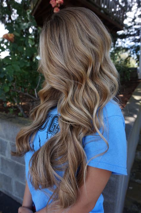 dirty blonde hair with brown highlights